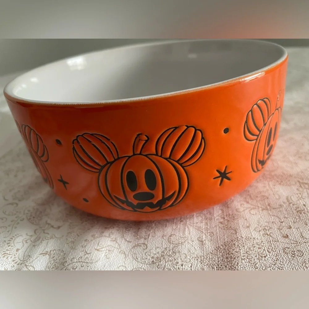Disney mickey ceramic